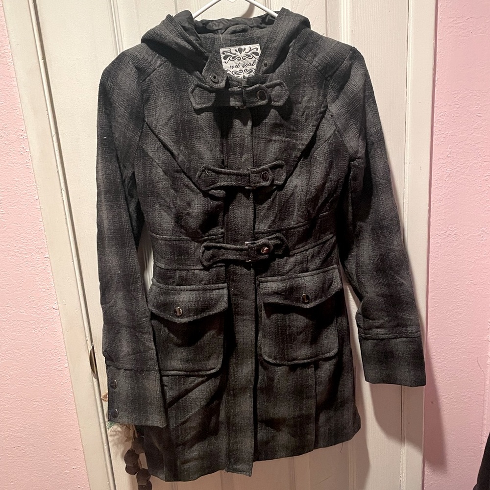❄️Wet Seal Winter Coat❄️